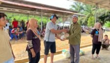 PT SIL bersama PT Bio Nusantara Teknologi menyalurkan 43 sapi dan 12 kambing kurban kepada masyarakat desa penyangga, panti asuhan dan karyawan pada Idul Adha 1447 Hijriah.